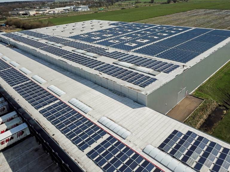 Aerial view of the solar roof of the Nedcargo distribution centre
